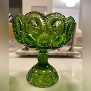 SOLD | Vintage green LE Smith Moon and Stars Pedestal bowl